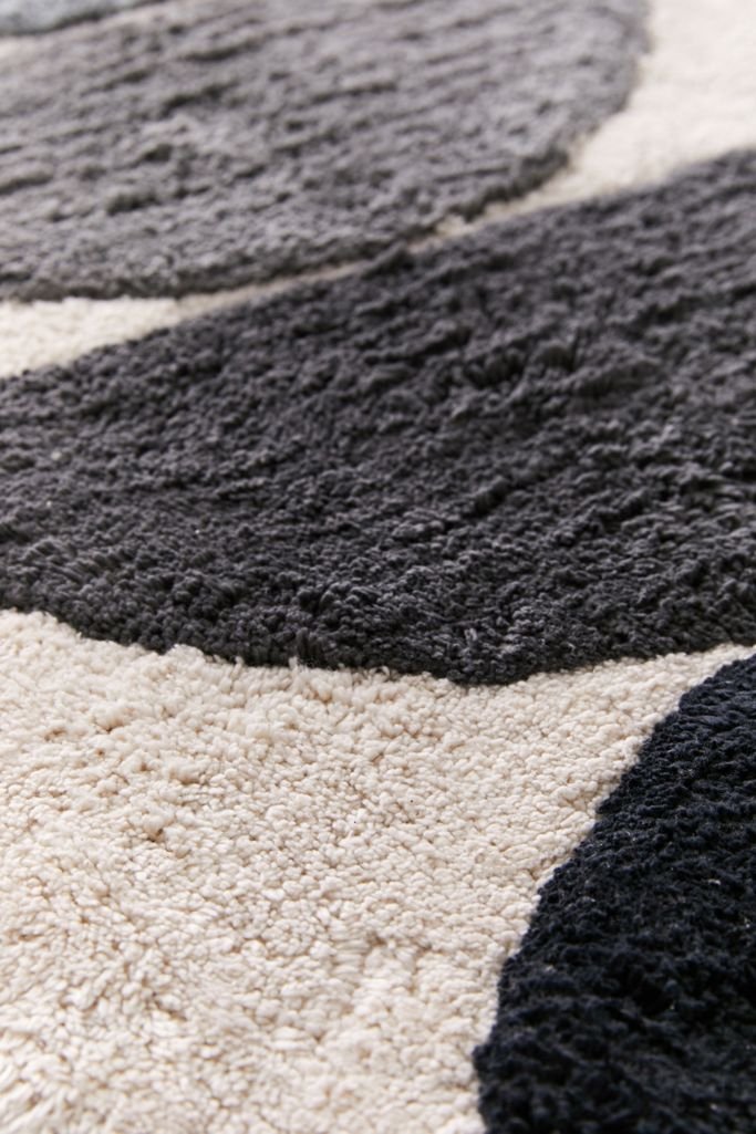 Accessories Set in Memphis Style – Image 3